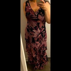 Beautiful Vintage Paradise NY Full Length Dress